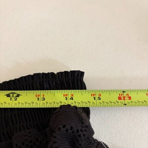 No Boundaries Shorts Women's XL Black Swim Eyelet Lace Tie Ruffle NWT - Picture 8 of 8